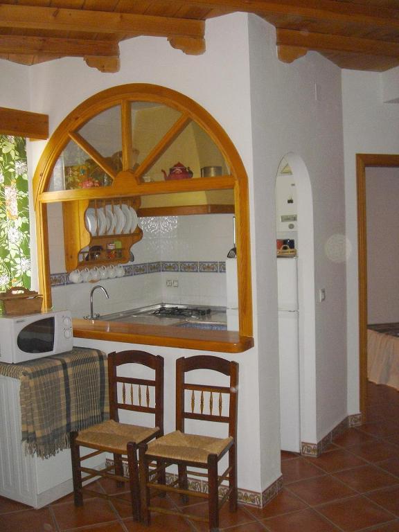 Apartamentos Buganvilla Villaluenga Del Rosario Habitación foto